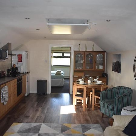 Glens Of Antrim Apartment The Sheddings Bagian luar foto