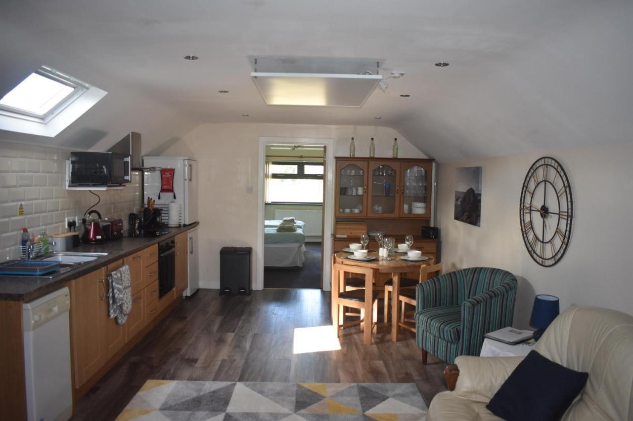 Glens Of Antrim Apartment The Sheddings Bagian luar foto